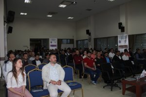 SAĞLIKLI YAŞAM İÇİN DOĞAL BESİN DESTEKLERİNİN YERİ VE ÖNEMİ KONULU SEMİNER BÜYÜK BİR KATILIMLA GERÇEKLEŞTİ