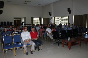 ŞEKER ÖLÇÜM ÇUBUKLARI VE İNSÜLİN KALEM İĞNE UÇLARININ ÜTS’YE GİRİŞLERİ KONULU EĞİTİM DÜZENLENDİ