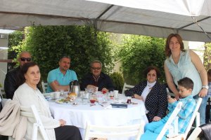 Geleneksel Anneler Günü Brunch Etkinliği