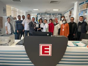 MESLEĞİMİZE UZUN YILLAR EMEK VERMİŞ MESLEKTAŞLARIMIZA PLAKETLERİ TAKDİM EDİLDİ