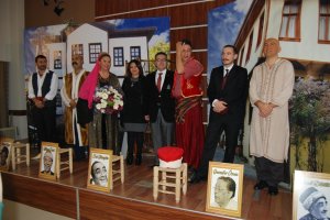 “KÖŞK-Ü MUAMMA” İsimli Tiyatro Oyunu Meslektaşlarımıza Özel Gösterim olarak sergilendi.