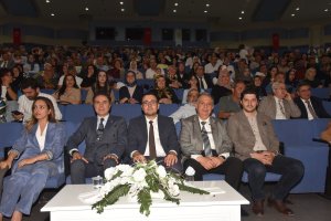 SELÇUK ÜNİVERSİTESİ ECZACILIK FAKÜLTESİ MEZUNİYET TÖRENİ