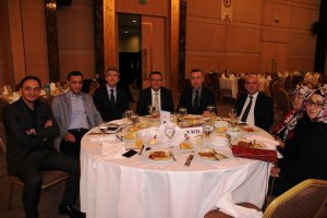 14 Mayıs Eczacılık Günü Gala Yemeği Ve Plaket Töreni Düzenlendi.