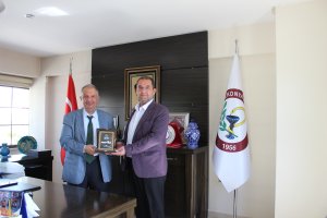 KONYA ECZANE TEKNİSYENLERİ DERNEĞİ ODAMIZ YÖNETİM KURULUNU ZİYARET ETTİ.