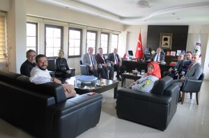 BURSA ECZA KOOPERATİFİ YÖNETİCİLERİNİN ODAMIZI ZİYARETİ HAKKINDA