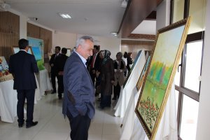 Ressam Ecz. Mustafa KEÇECİ' nin Resim Sergisi Açılışı (Renklerin Ahengi)