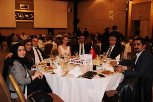 14 Mayıs Eczacılık Günü Gala Yemeği Ve Plaket Töreni Düzenlendi.