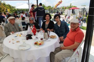 Geleneksel Anneler Günü Brunch Etkinliği