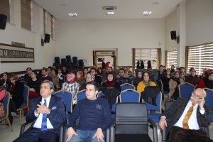 Geleceğin Eczanesi Davranış Modelleri Konferansı Düzenlendi.