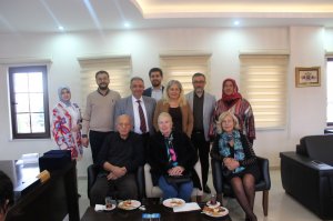 MESLEĞİMİZE UZUN YILLAR EMEK VERMİŞ MESLEKTAŞLARIMIZA PLAKETLERİ TAKDİM EDİLDİ