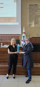 DERMOKOZMETİK EĞİTİMİ ODAMIZ KONFERANS SALONUNDA DÜZENLENDİ