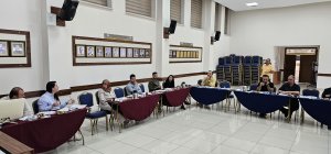 NÖBET KOMİSYONUMUZ 2025 EKİM KASIM ARALIK NÖBETÇİ ECZANE LİSTELERİNİ OLUŞTURMAK İÇİN TOPLANDI