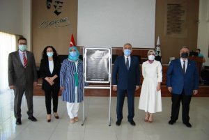 14 MAYIS ECZACILIK BAYRAMI ve ATATÜRK ANITI'NA ÇELENK SUNUMU