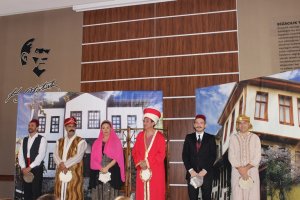 “KÖŞK-Ü MUAMMA” İsimli Tiyatro Oyunu Meslektaşlarımıza Özel Gösterim olarak sergilendi.