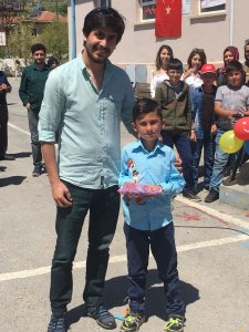 KONYA ECZACI ODASI GENÇLİK KOMİSYONU, 23 NİSAN ULUSAL EGEMENLİK VE ÇOCUK BAYRAMI’NI KAZIM KARABEKİR İLKOKULUNDA ÇOCUKLARLA BİRLİKTE KUTLADI
