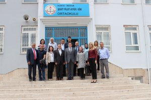 Şehit Pilot Ayfer Gök Ortaokulu Kütüphanesi Açılışı