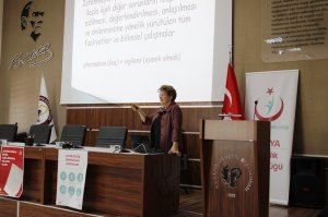 FARMAKOVİJİLANS EĞİTİMİ DÜZENLENDİ