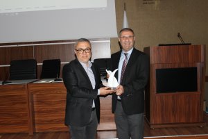 KLİNİK ECZACILIK EĞİTİM SERİSİ: HİPERTANSİYONDA FARMASÖTİK BAKIM EĞİTİMİ DÜZENLENDİ