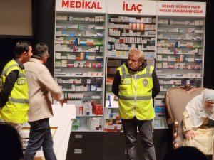 ODAMIZ TİYATRO TOPLULUĞU TARAFINDAN HAZIRLANAN ZOR ECZANE OYUNUNUN İKİNCİ GÖSTERİMİ SAHNELENDİ