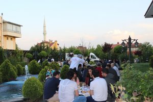SAĞLIKLI YAŞAM İÇİN DOĞAL BESİN DESTEKLERİNİN YERİ VE ÖNEMİ KONULU SEMİNER BÜYÜK BİR KATILIMLA GERÇEKLEŞTİ