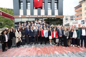 TÜRK ECZACILARI BİRLİĞİ BOZKURT HALK KÜTÜPHANESİ AÇILDI