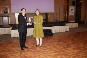 14 Mayıs Eczacılık Günü Gala Yemeği Ve Plaket Töreni Düzenlendi.