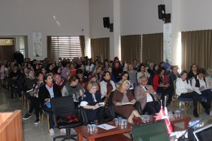 AROMATERAPİ EĞİTİMİ DÜZENLENDİ