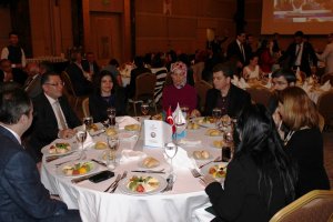 14 Mayıs Eczacılık Günü Gala Yemeği Ve Plaket Töreni Düzenlendi.