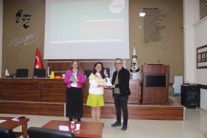 ECZANELERDE KIŞ AYLARINDA DESTEK ÜRÜNLERİ EĞİTİMİ  ODAMIZ KONFERANS SALONUNDA DÜZENLENDİ