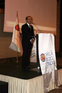 SELÇUK ECZA DEPOSU VE FARMAZİ AKADEMİ İŞBİRLİĞİ İLE MESLEKİ GELİŞİM TOPLANTISININ İKİNCİSİ DÜZENLENDİ