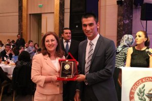 Eczacılık Günü Gala Yemeği ve Plaket Töreni