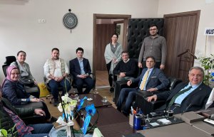 YÖNETİM KURULUMUZ SELÇUK ÜNİVERSİTESİ ECZACILIK FAKÜLTESİ DEKANLIĞINI ZİYARET ETTİLER
