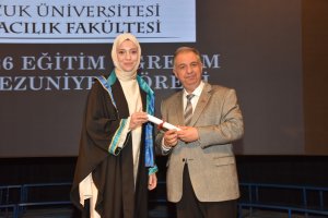 SELÇUK ÜNİVERSİTESİ ECZACILIK FAKÜLTESİ MEZUNİYET TÖRENİ